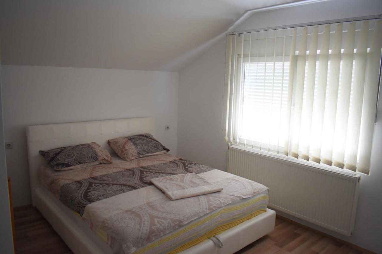 Apartments Holiday รานเย ภายนอก รูปภาพ