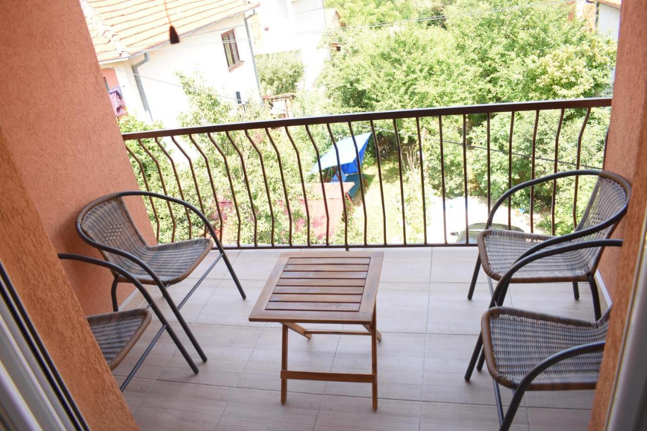 Apartments Holiday รานเย ภายนอก รูปภาพ