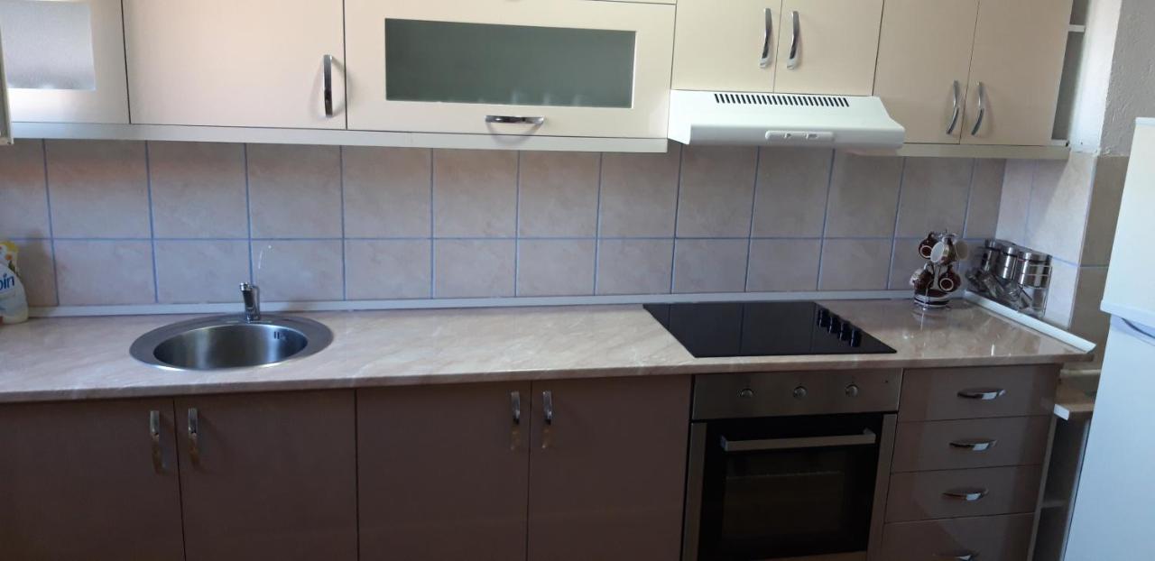 Apartments Holiday รานเย ภายนอก รูปภาพ