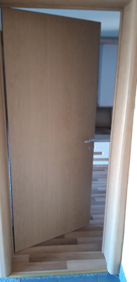 Apartments Holiday รานเย ภายนอก รูปภาพ